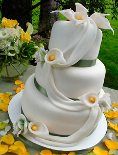 WEDDING CAKE